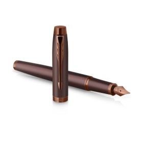 Penna Stilografica Monocromatica Burgundy Parker IM Inchiostro Blu Finitura e Puntale Bordeaux F